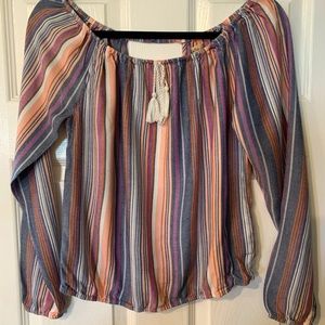 Women’s Hollister long sleeve top